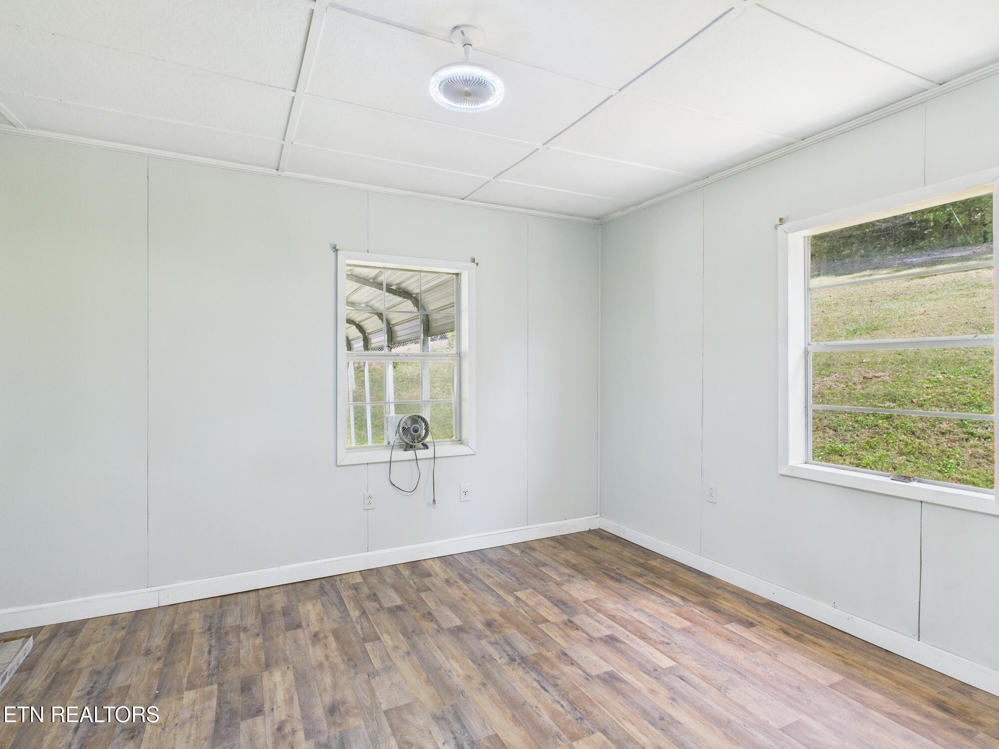 5780 Toestring Valley Road Spring City, TN 37381 - Photo 19 of 37 CAM04523G0-PR0016-STILL014