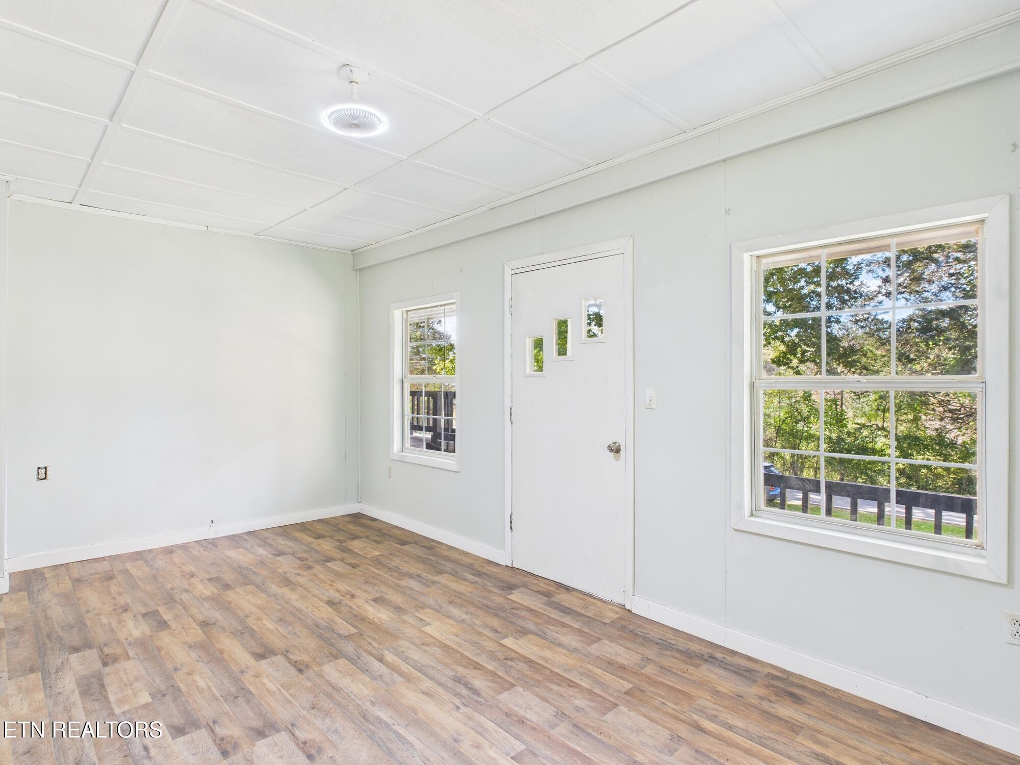 5780 Toestring Valley Road Spring City, TN 37381 - Photo 22 of 37 CAM04523G0-PR0016-STILL017