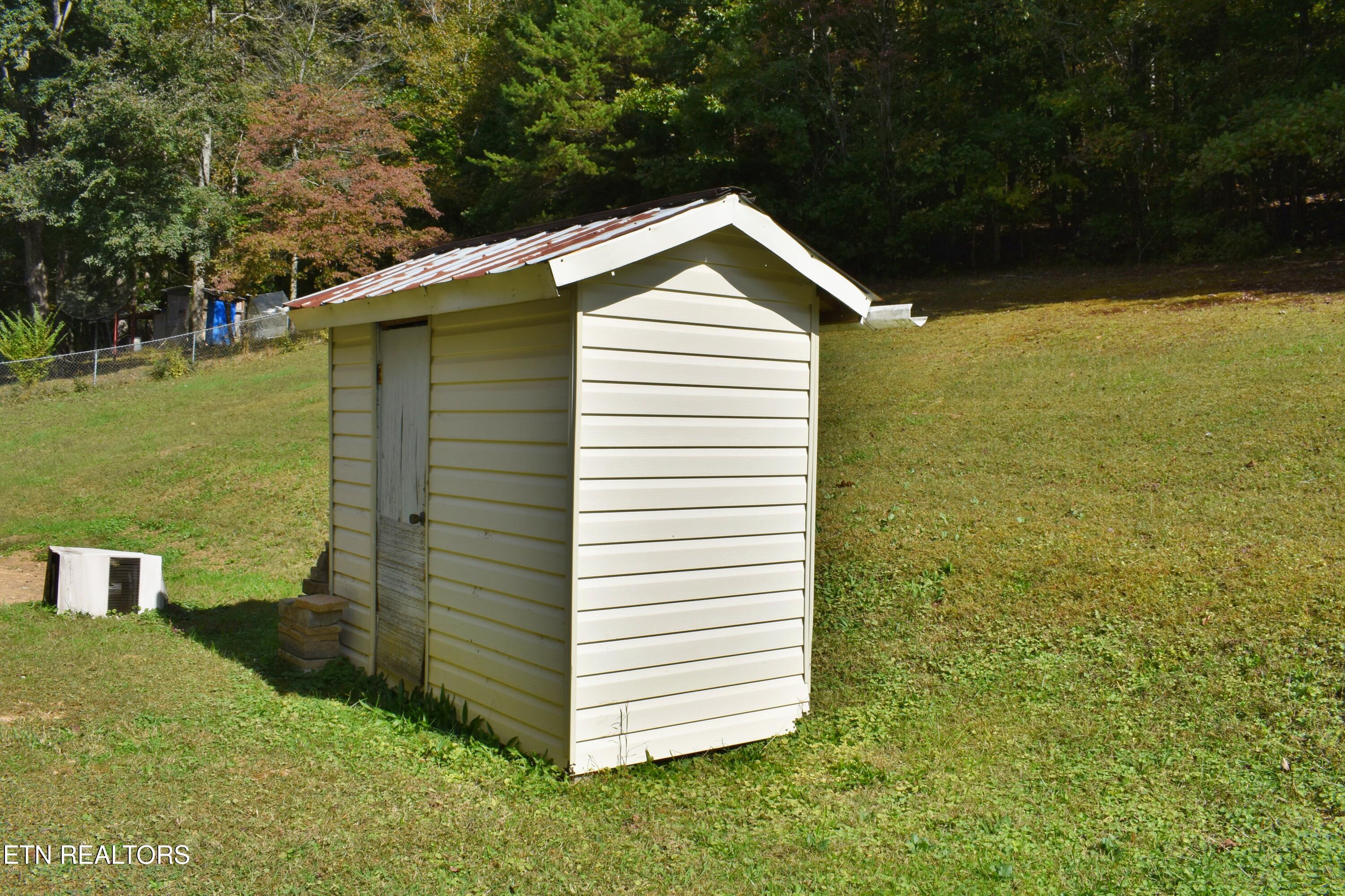 5780 Toestring Valley Road Spring City, TN 37381 - Photo 27 of 37 DSC_0265