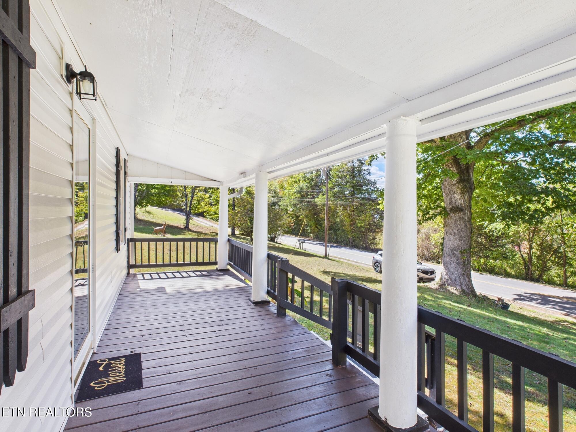 5780 Toestring Valley Road Spring City, TN 37381 - Photo 7 of 37 CAM04523G0-PR0016-STILL018