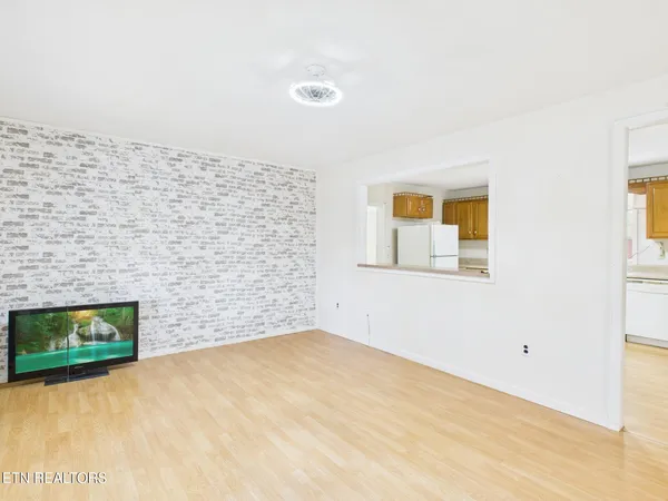 $189,000 | 5780 Toestring Valley Road, Spring City, TN 37381