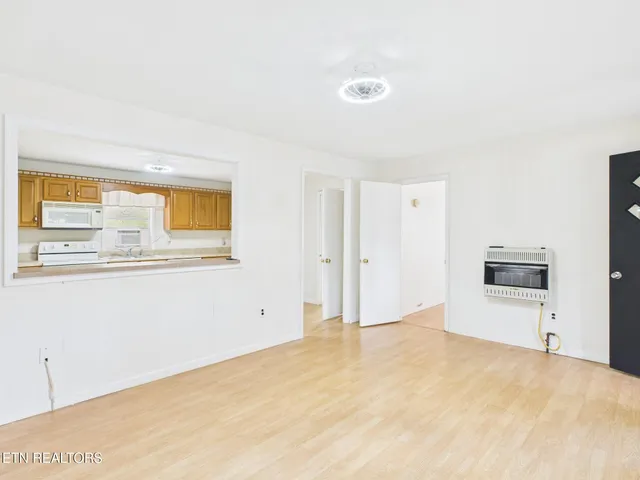 $200,000 | 5780 Toestring Valley Road, Spring City, TN 37381