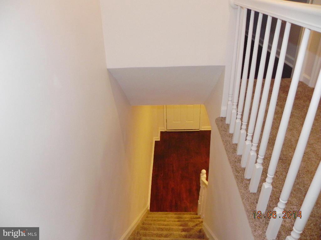 414 Old Riverside Road Baltimore, MD 21225 - Photo 6 of 18 Interior (General)
