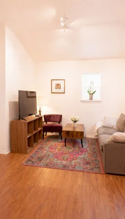 $1,250 | 4508 Bennett Avenue, Unit B, Austin, TX 78751