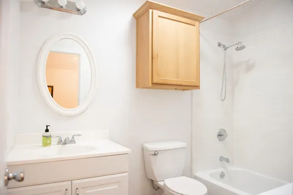 $1,250 | 4508 Bennett Avenue, Unit B, Austin, TX 78751