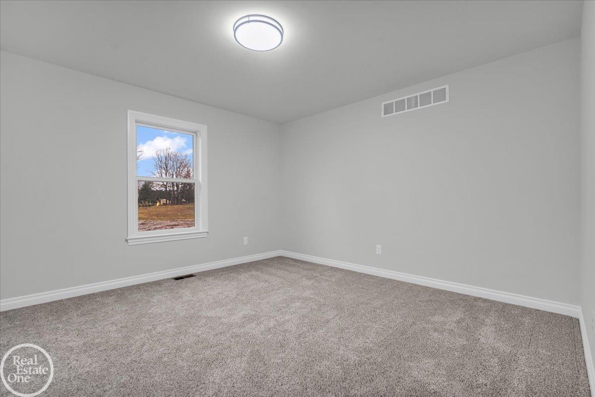 1835 Riley Road St. Clair, MI 48079 - Photo 13 of 25 50152683-0a842943-e49c-4eeb-a7fa-ddc626c7f79b.JPG