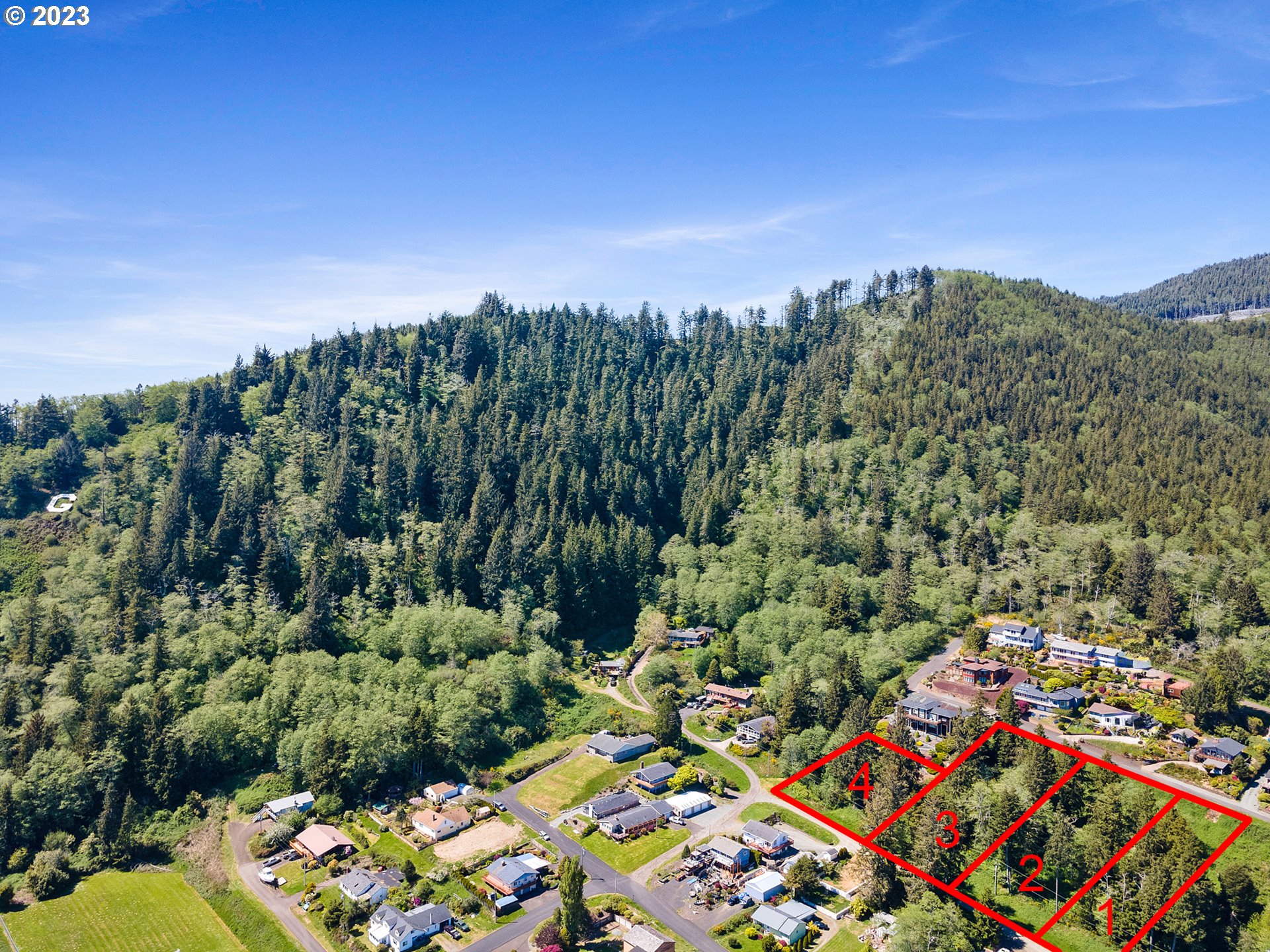 4 Fir Avenue Garibaldi, OR 97118 - Photo 9 of 14 Gallery Image 9