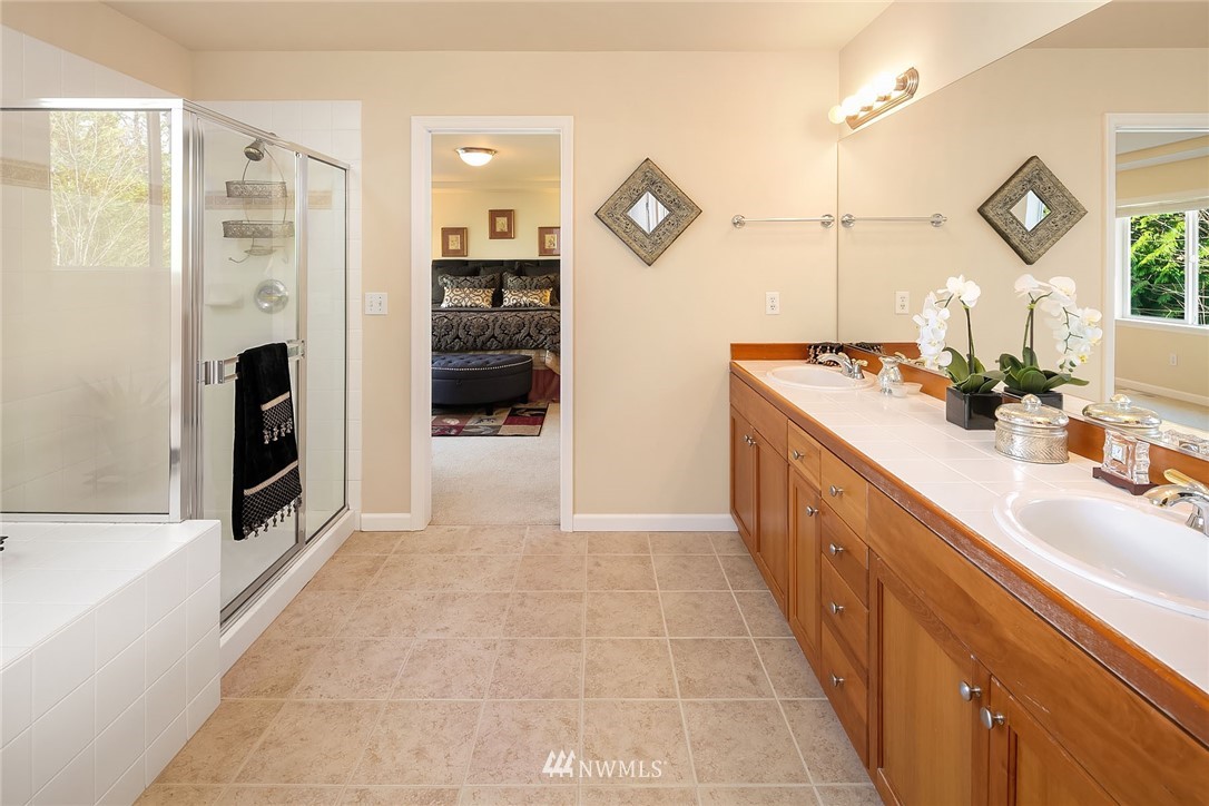 16702 Southeast 165th Way Renton, WA 98058 - Photo 14 of 19