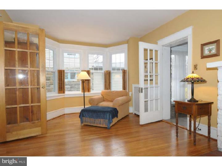 503 East Darby Road Havertown, PA 19083 - Photo 4 of 22 Living Room