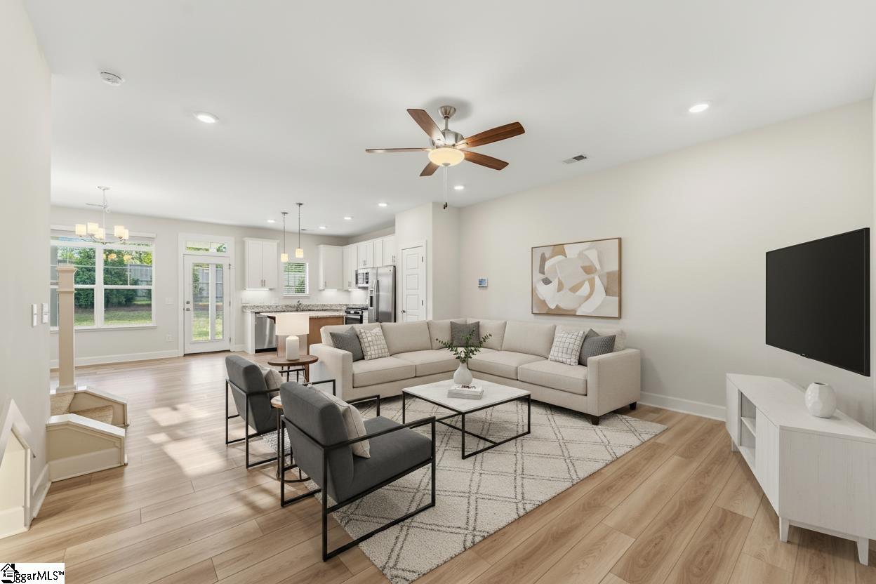 314 Hollenbeck Place Greenville, SC 29607 - Photo 4 of 34