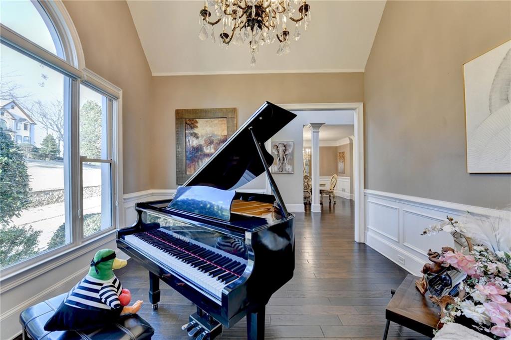 8360 Kenningston Way Duluth, GA 30097 - Photo 10 of 54