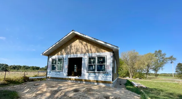 $358,250 | 6193 South Pere Marquette Highway, Pentwater, MI 49449