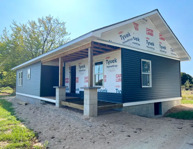 $358,250 | 6193 South Pere Marquette Highway, Pentwater, MI 49449