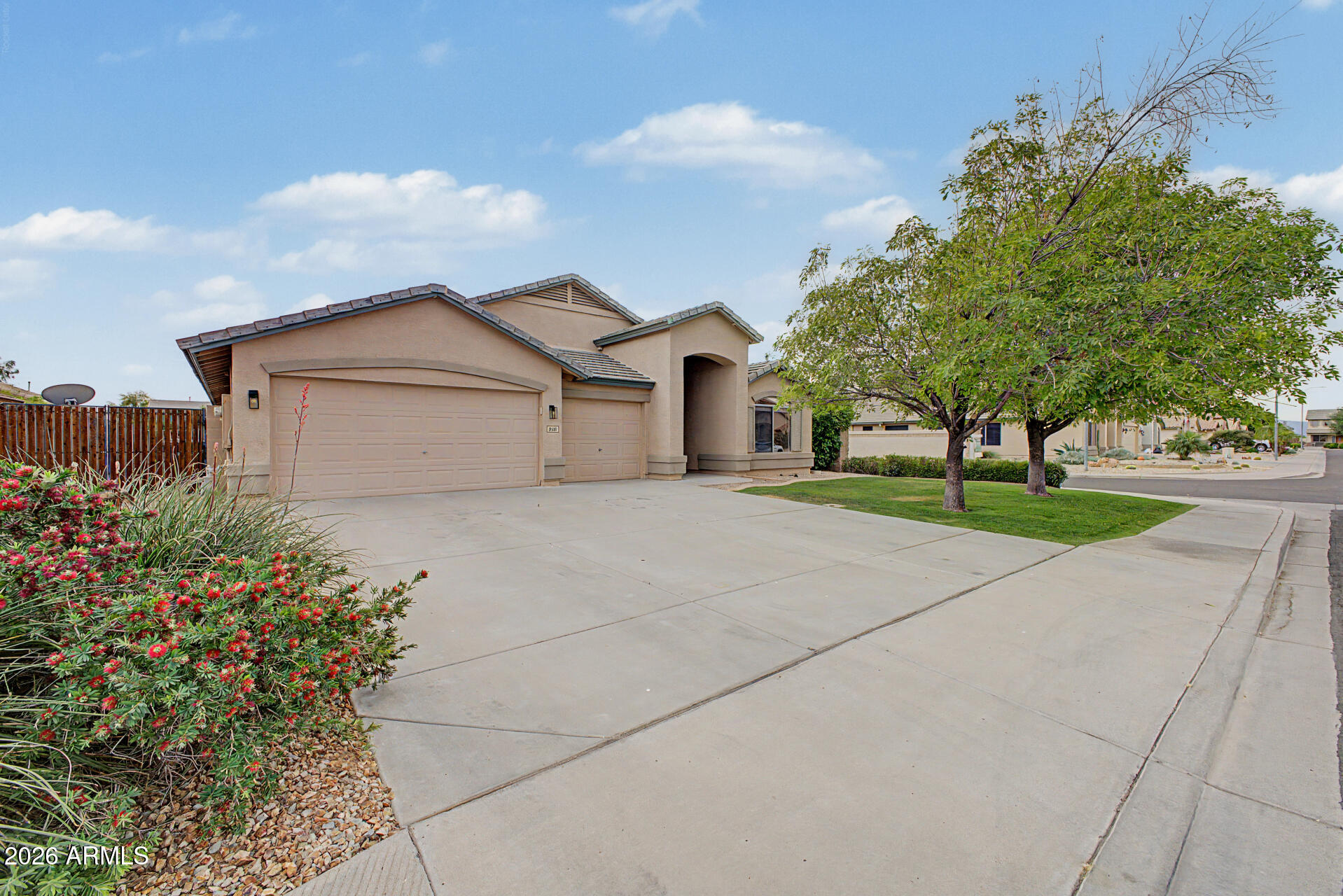 9581 West Ruth Avenue Peoria, AZ 85345 - Photo 7 of 41
