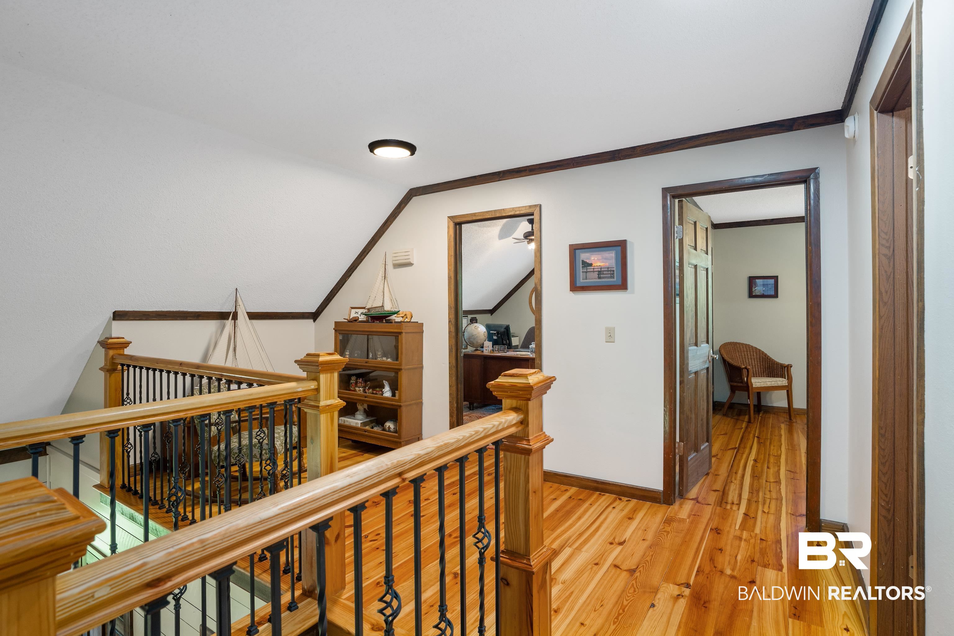 13253 Mary Ann Bch Road Fairhope, AL 36532 - Photo 19 of 54 Hallway