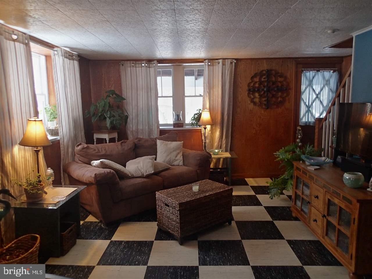 935 Cola Road Middletown, PA 17057 - Photo 12 of 25 Gallery Image 12