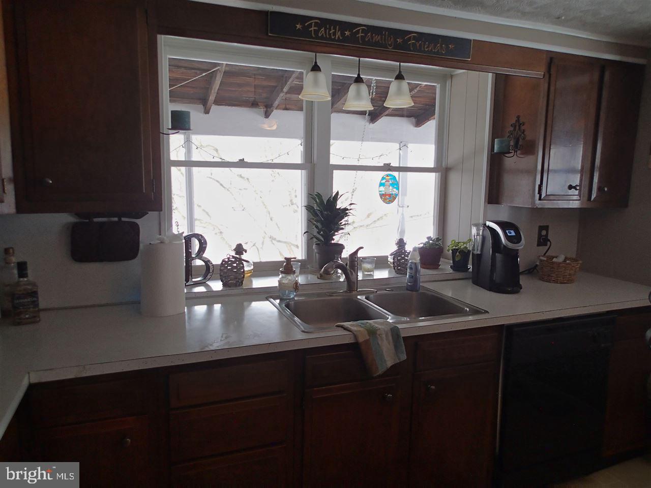 935 Cola Road Middletown, PA 17057 - Photo 7 of 25 Gallery Image 7