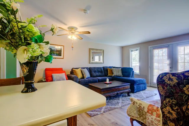 $1,800 | 98 Washington Road, Unit 23, Freedom, NH 03836