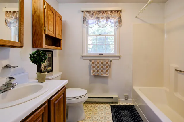 $1,800 | 98 Washington Road, Unit 23, Freedom, NH 03836