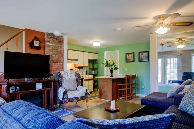 $1,800 | 98 Washington Road, Unit 23, Freedom, NH 03836