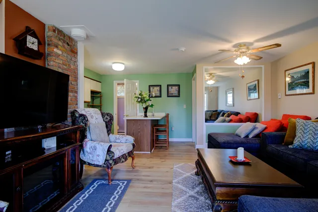 $1,800 | 98 Washington Road, Unit 23, Freedom, NH 03836