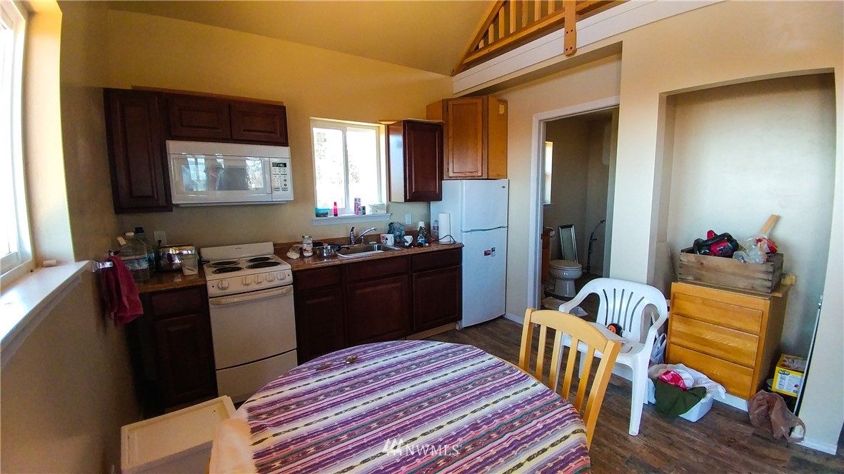 3200 Hidden Valley Road Cle Elum, WA 98922 - Photo 4 of 13 Gallery Image 4