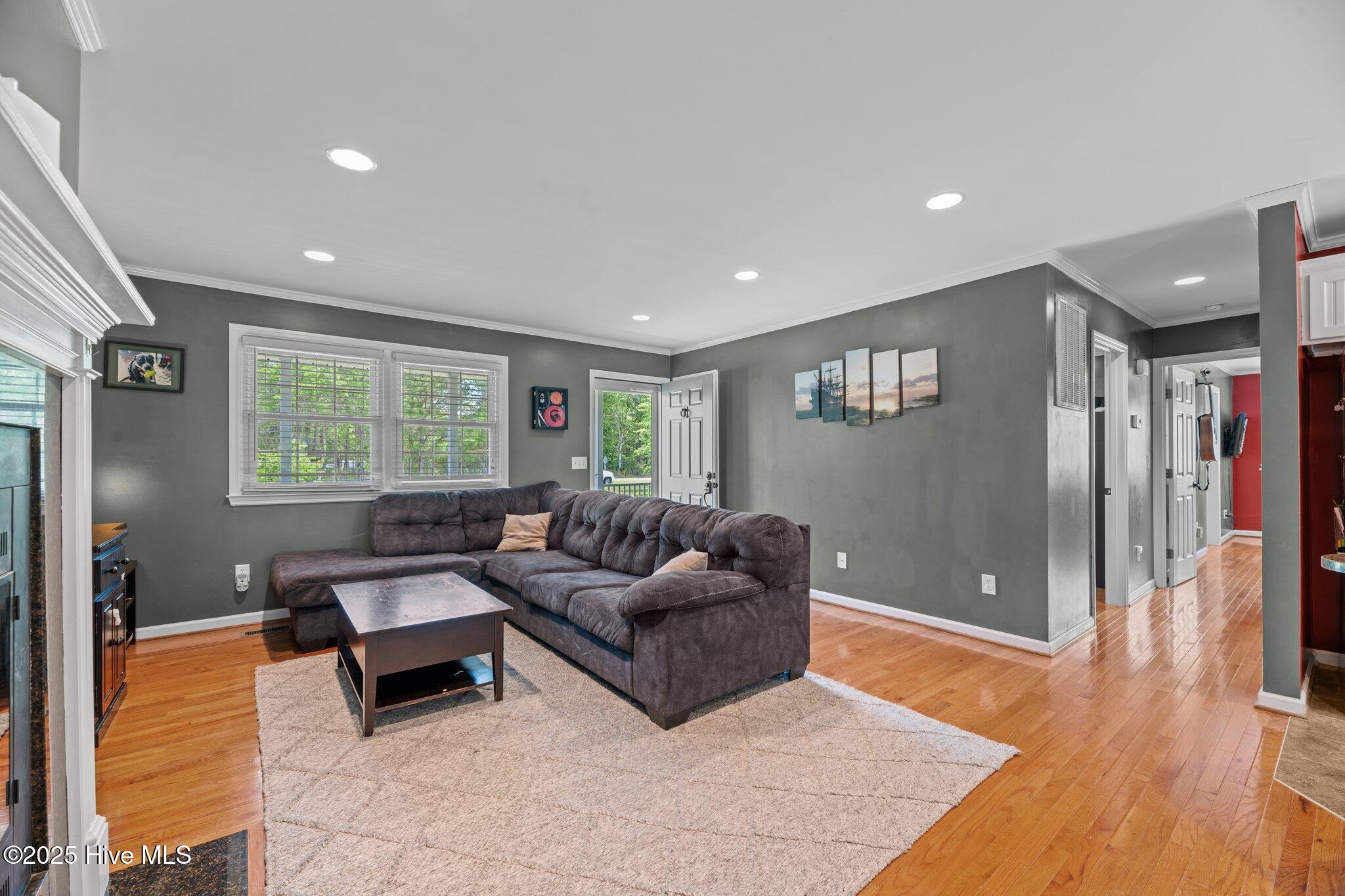 578 Alligator Loop Road Merritt, NC 28556 - Photo 7 of 57 Living Room