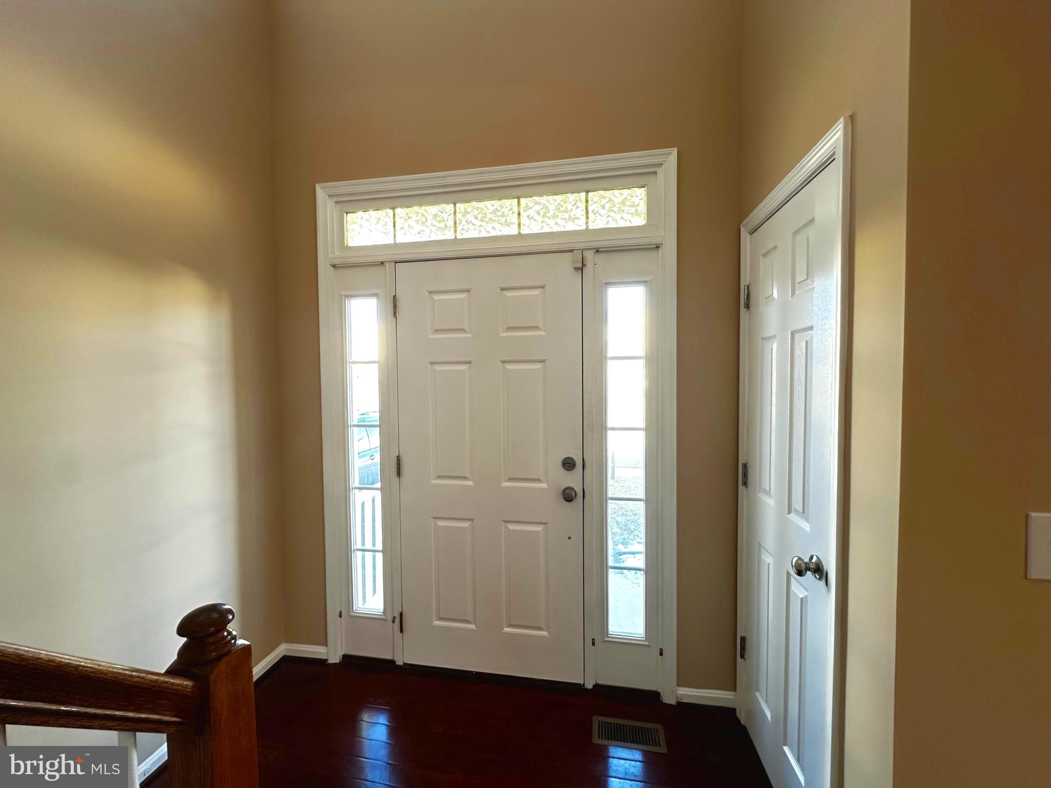 15165 Santander Drive Gainesville, VA 20155 - Photo 4 of 35