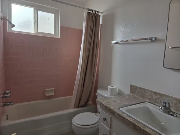 $1,175,000 | 300 Kingsley Street, Bridgeport, CA 93517