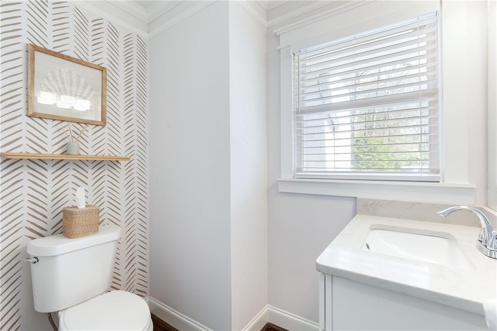 2171 Azalea Circle Decatur, GA 30033 - Photo 13 of 26