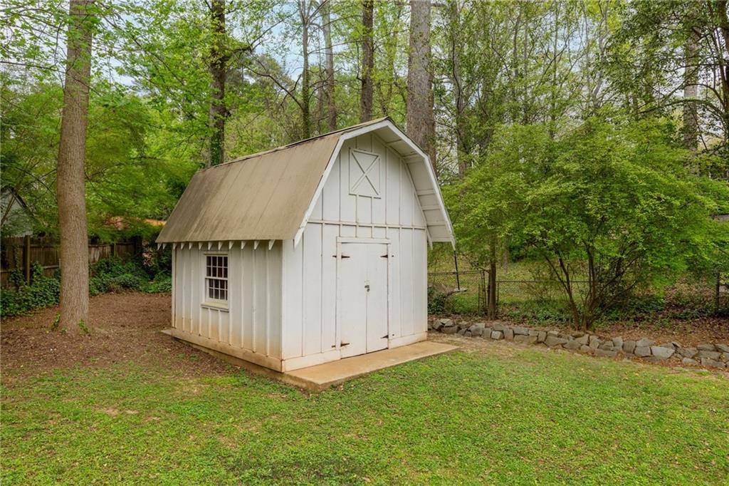 2171 Azalea Circle Decatur, GA 30033 - Photo 25 of 26