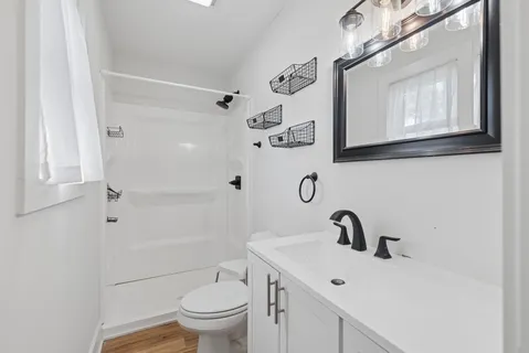 $524,900 | 829 Highway 52 West, Portland, TN 37148