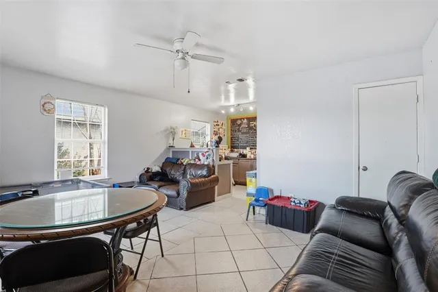 $269,000 | 116 Maple Street, Unit A, Arlington, TX 76011