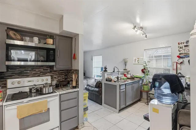 $269,000 | 116 Maple Street, Unit A, Arlington, TX 76011