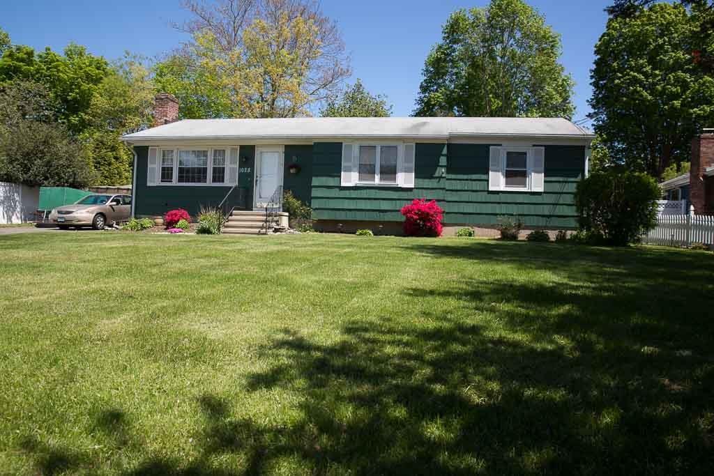 1628 Mill Plain Road Fairfield, CT 06824 - Photo 1 of 1 Gallery Image 1