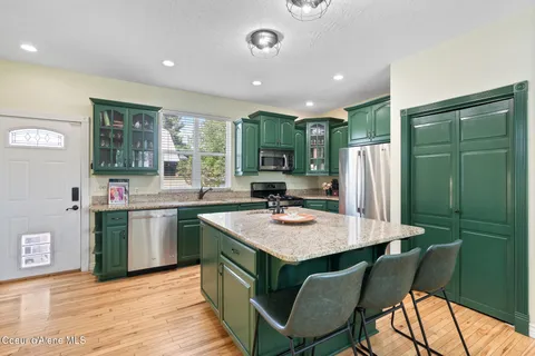 $1,025,000 | 702 North Government Way, Coeur D'Alene, ID 83814