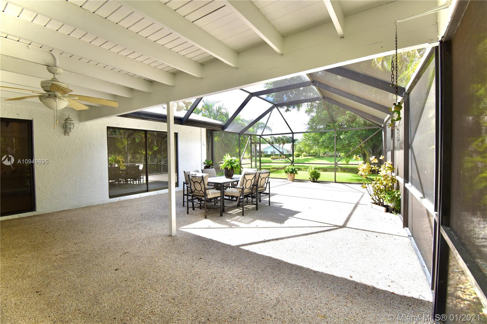 10108 Camelback Lane Boca Raton, FL 33498 - Photo 21 of 25 Gallery Image 21