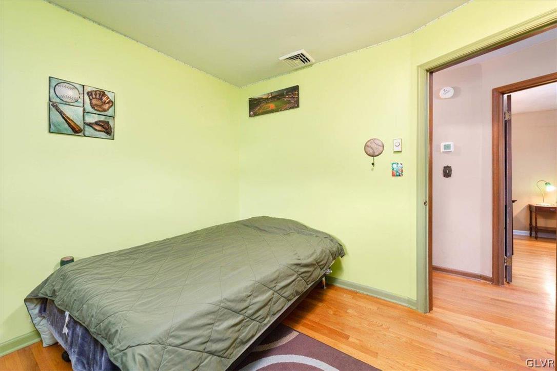 2152 Amlisa Road Nazareth, PA 18064 - Photo 16 of 30