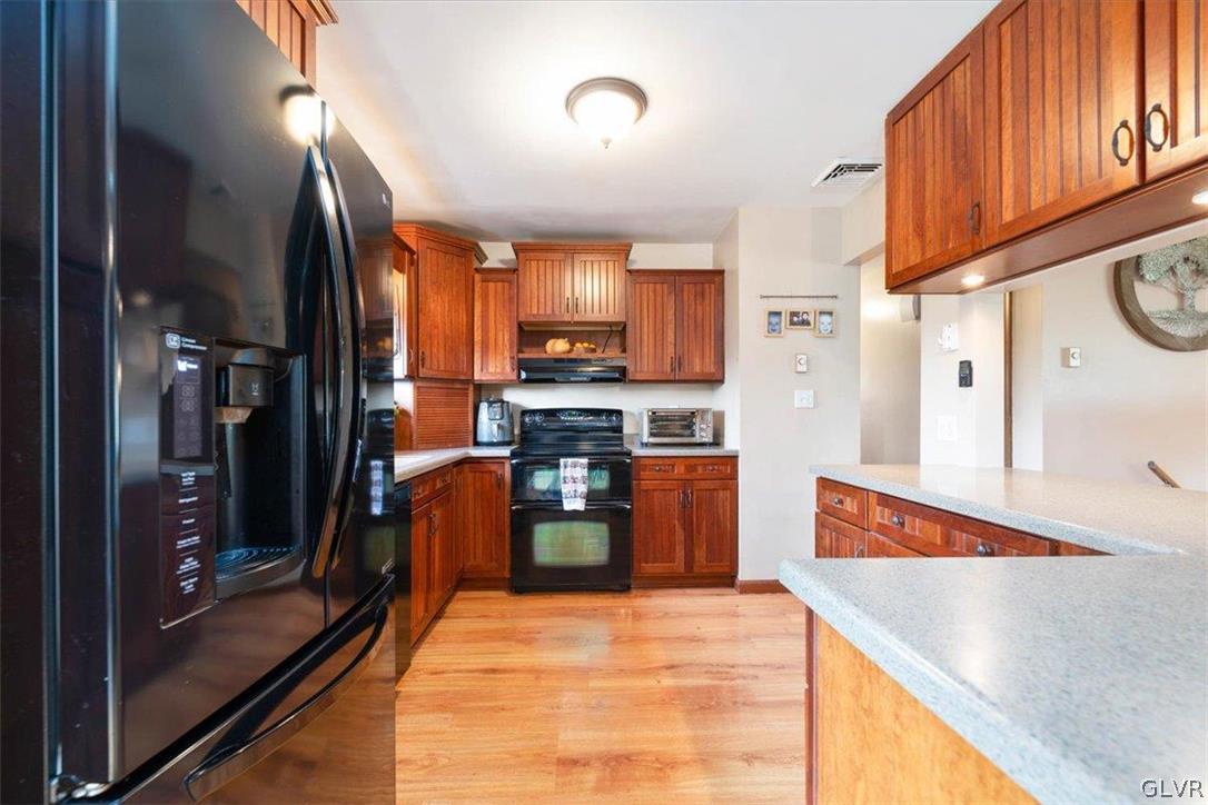 2152 Amlisa Road Nazareth, PA 18064 - Photo 9 of 30