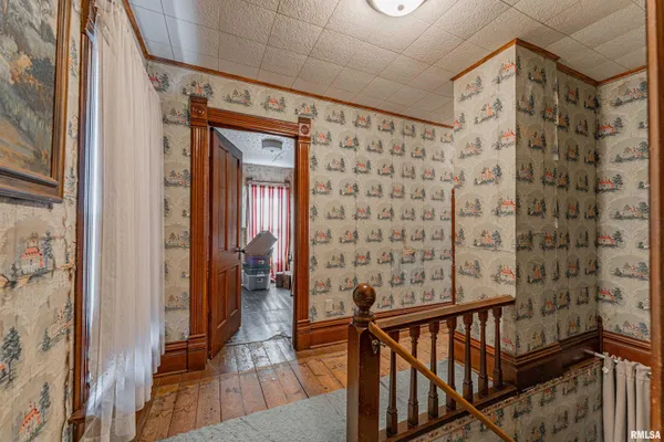 $249,900 | 1881 Old State Route 121, Lincoln, IL 62656