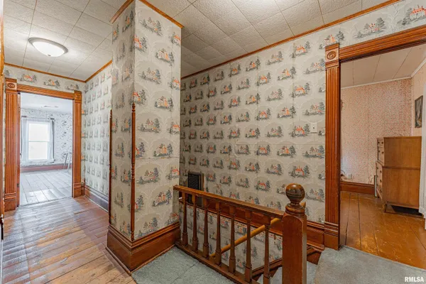 $249,900 | 1881 Old State Route 121, Lincoln, IL 62656