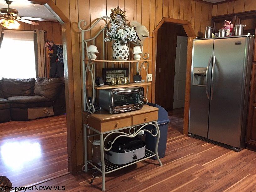 452 O Road Reedsville, WV 26547 - Photo 7 of 15 Gallery Image 7