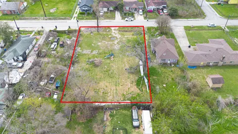 $139,000 | 862 Granville Drive, Houston, TX 77091