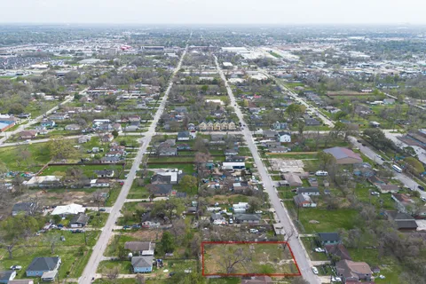 $139,000 | 862 Granville Drive, Houston, TX 77091