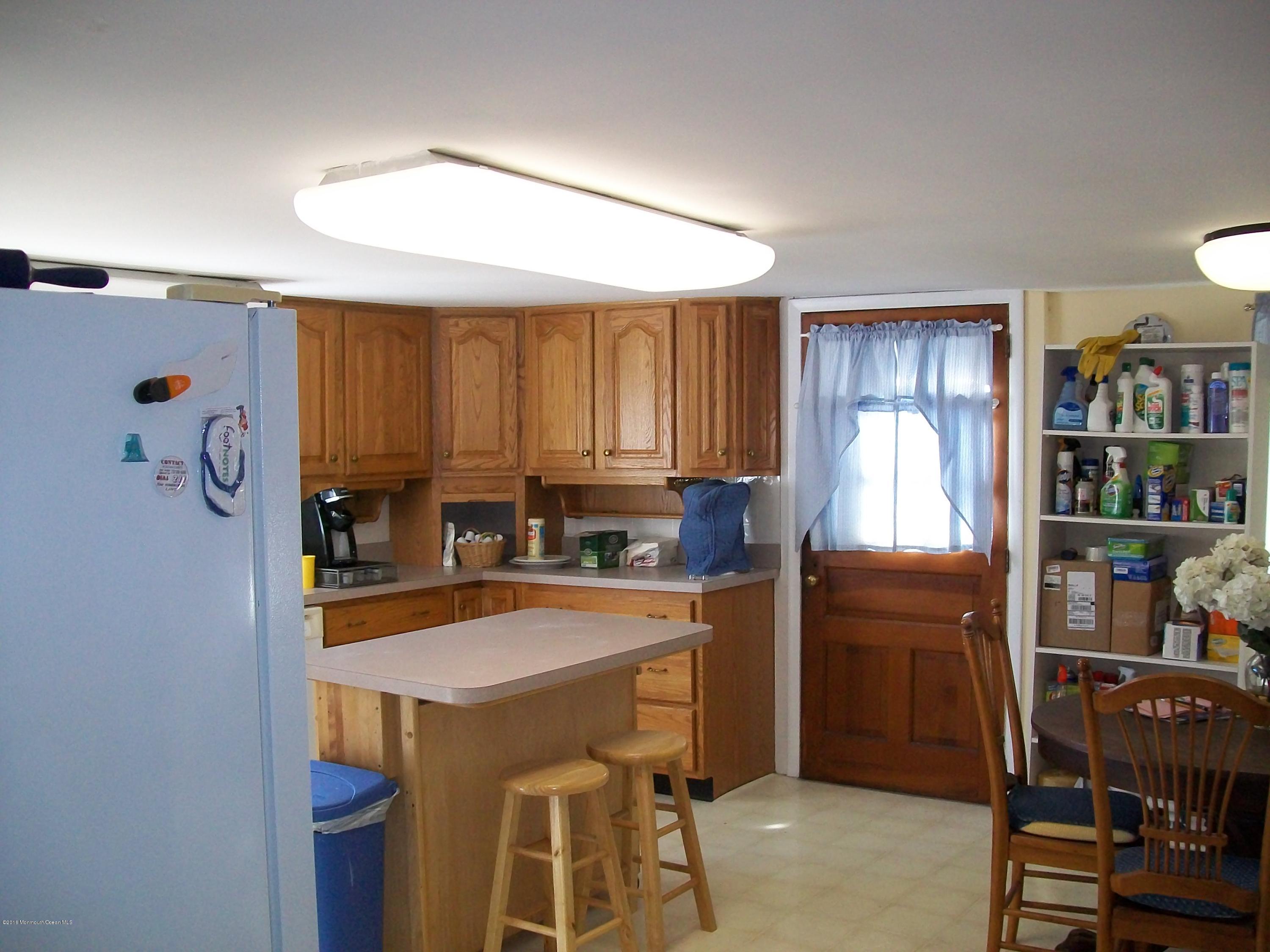 1105 Rue Avenue Point Pleasant, NJ 08742 - Photo 7 of 16 100_1966