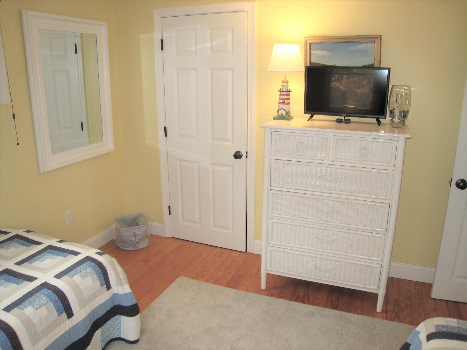 29 Colony Road Dennis Port, MA 02639 - Photo 19 of 32 IMG_4496