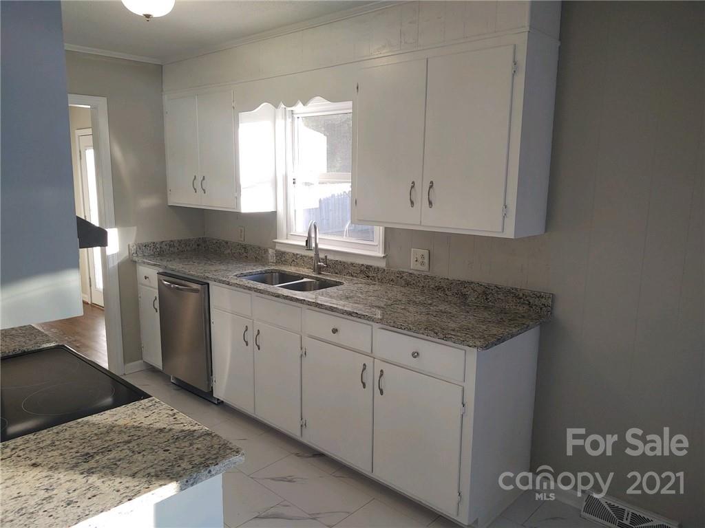 332 Center Street Chester, SC 29706 - Photo 9 of 16 Gallery Image 9