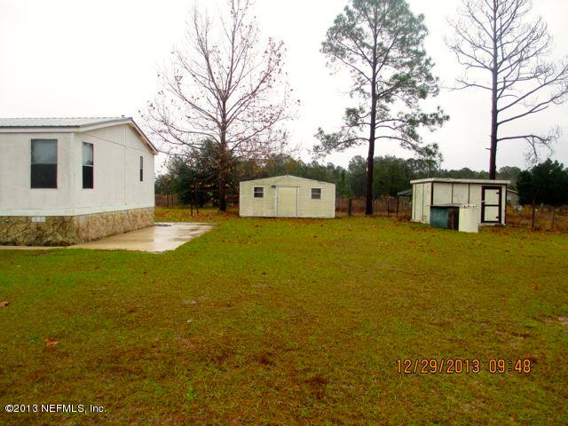 136 Ranchette Trail Palatka, FL 32177 - Photo 3 of 12 IMG_0024