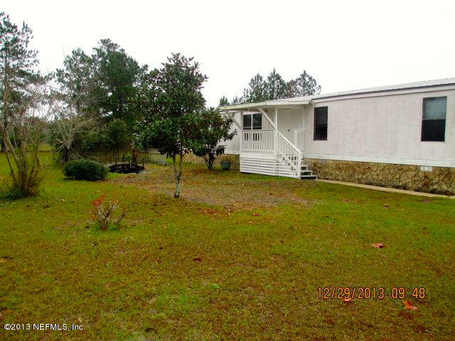 136 Ranchette Trail Palatka, FL 32177 - Photo 4 of 12 IMG_0025