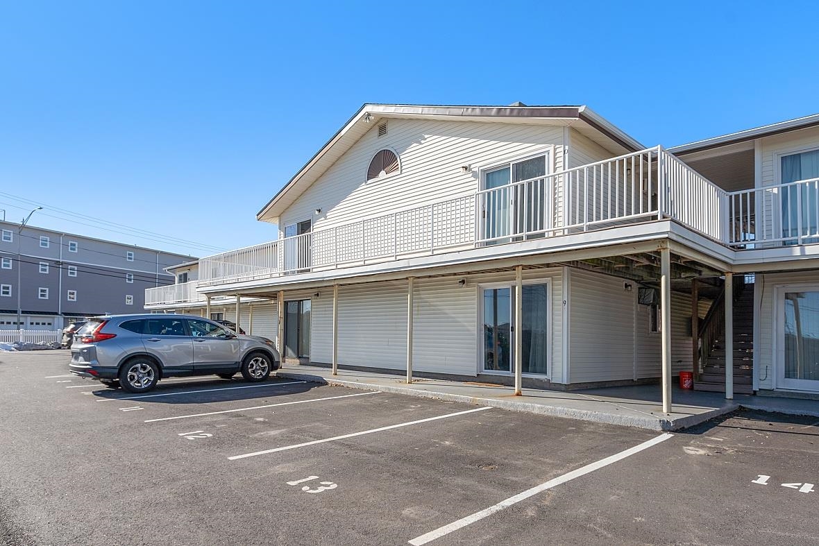 933 Ocean Boulevard, Unit 9 Hampton, NH 03842 - Photo 3 of 14